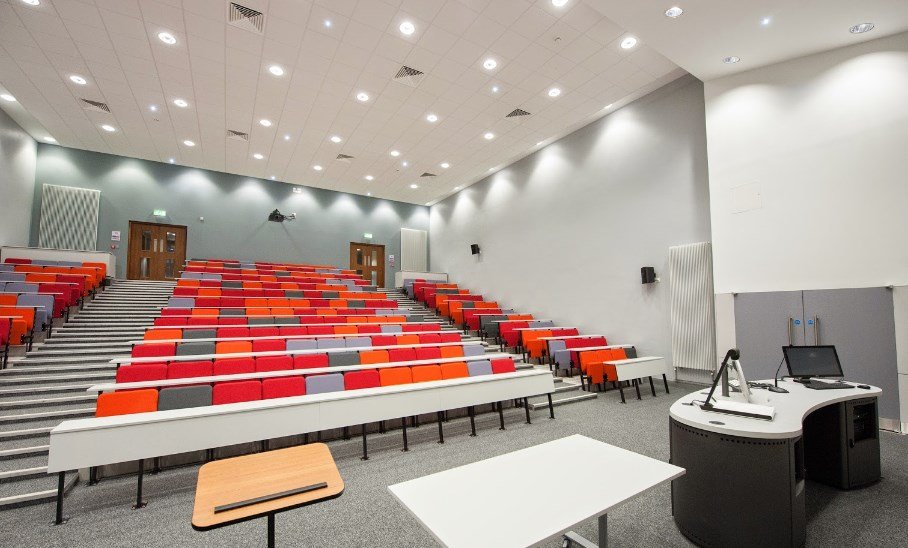 جامعة كوينز - بلفاست