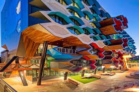 جامعة لاتروب