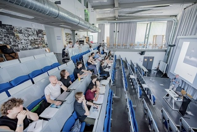 مدرسة تصميم فرنسية خاصة